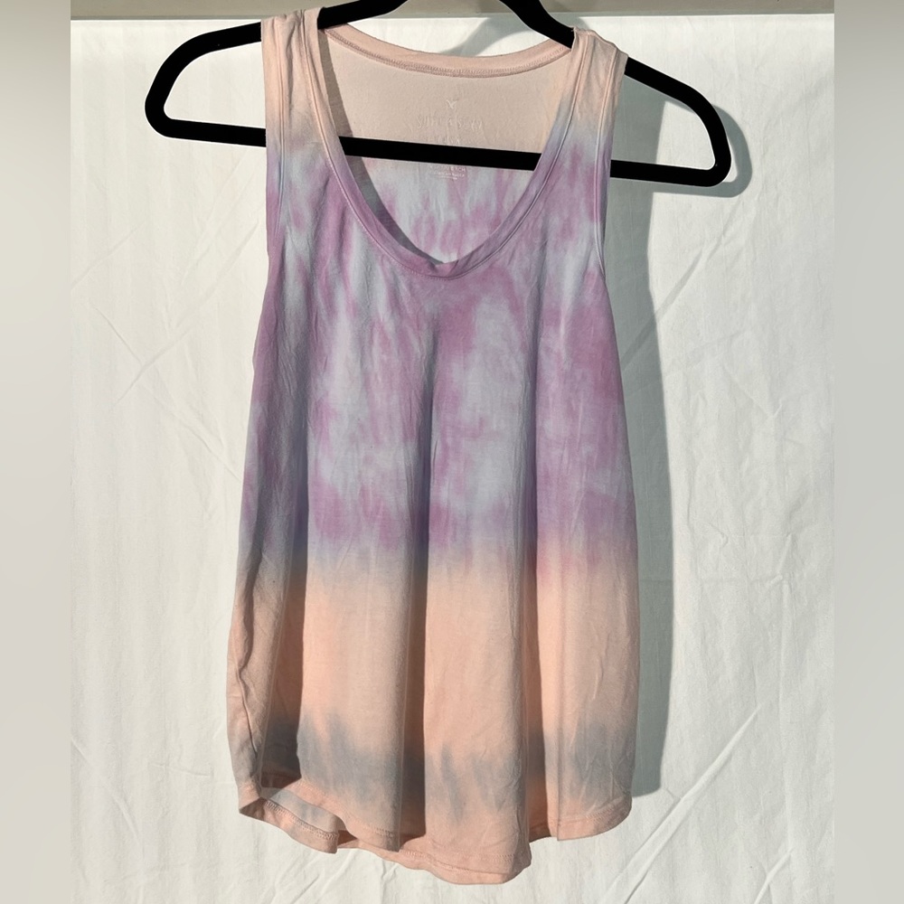 AE size XS Vneck tank.  Lavender and peach tie dye